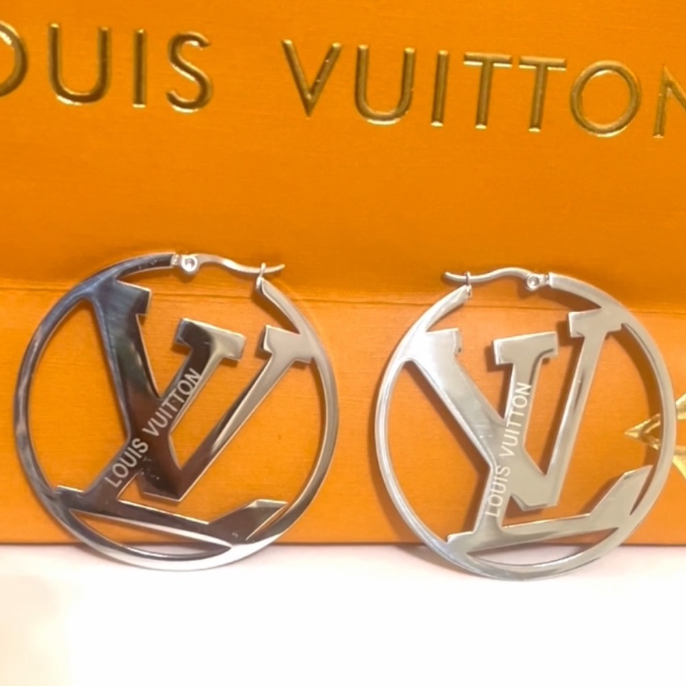 50mm/1.969 inch Initial LV Hoop Earrings 1.969 inch silver or gold - Picture 3 of 5